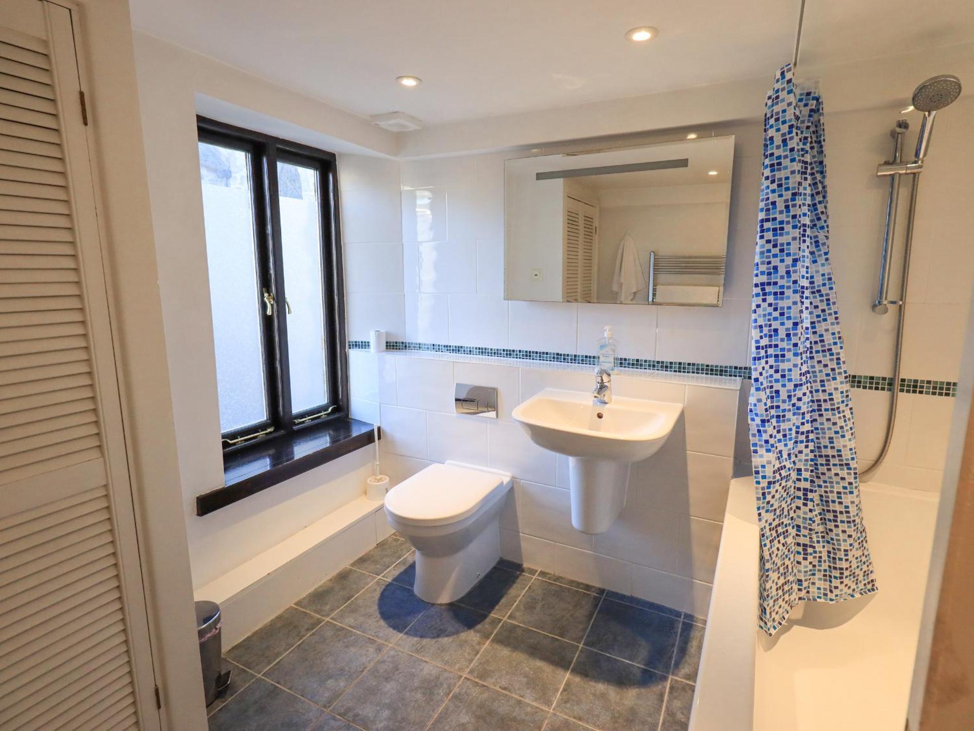 9 Camden Building Apartment Кендал Екстериор снимка